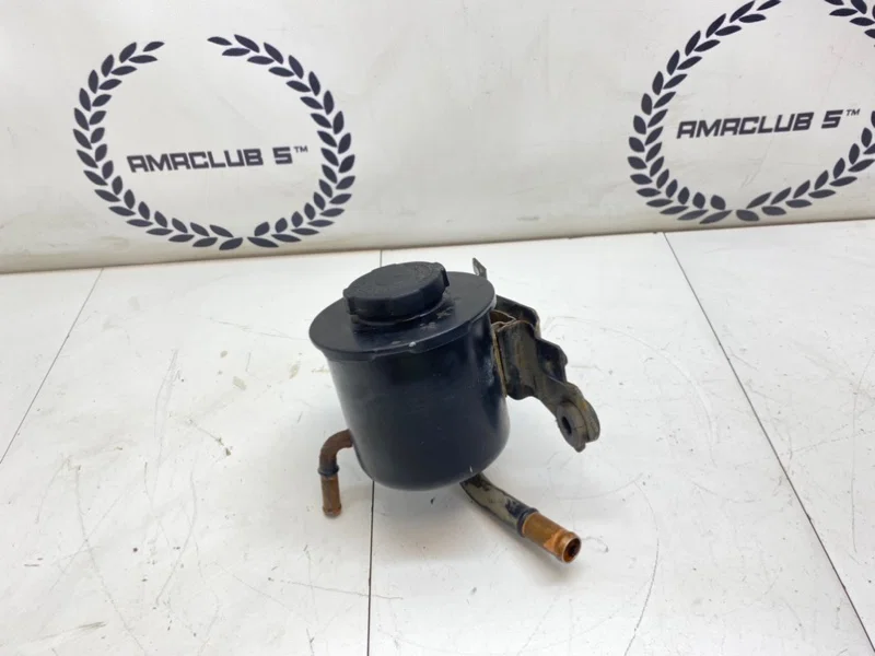 Бачок гур Nissan Almera n15 КУПЕ 1.4 GA14 1996 - миниатюра 5