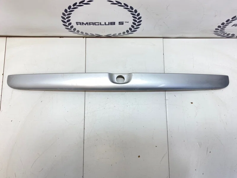 Накладка крышки багажника Opel Vectra b СЕДАН - миниатюра 2