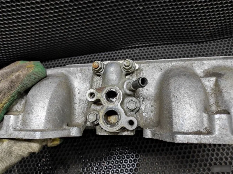 Впускной коллектор Toyota 1UZ-FE - миниатюра 6
