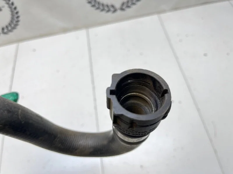 Патрубок печки BMW X5 (E70) 4.8 N62B48 2008 - миниатюра 7