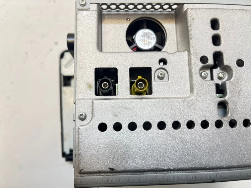 Магнитола Mercedes-Benz M-Class (W164) 2006 - миниатюра 10