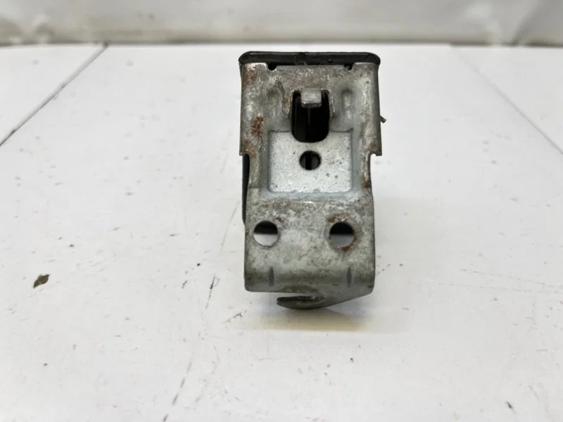 Ручка открывания капота Mitsubishi Galant 8 (EA0) - миниатюра 4