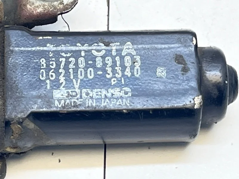 Стеклоподъемник задний правый Toyota Runner 4 - миниатюра 6