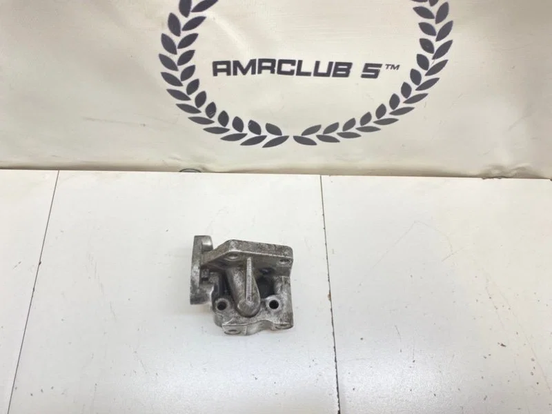 Кронштейн клапана EGR Skoda Octavia 2 A5 (1Z) 1.6 - миниатюра 9