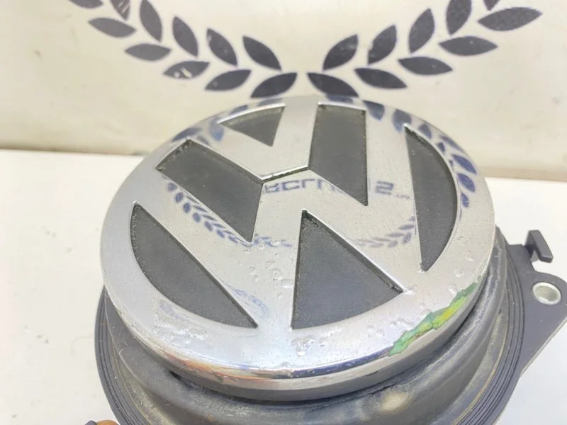 Ручка двери багажника Volkswagen Passat 6 (B6) - миниатюра 8