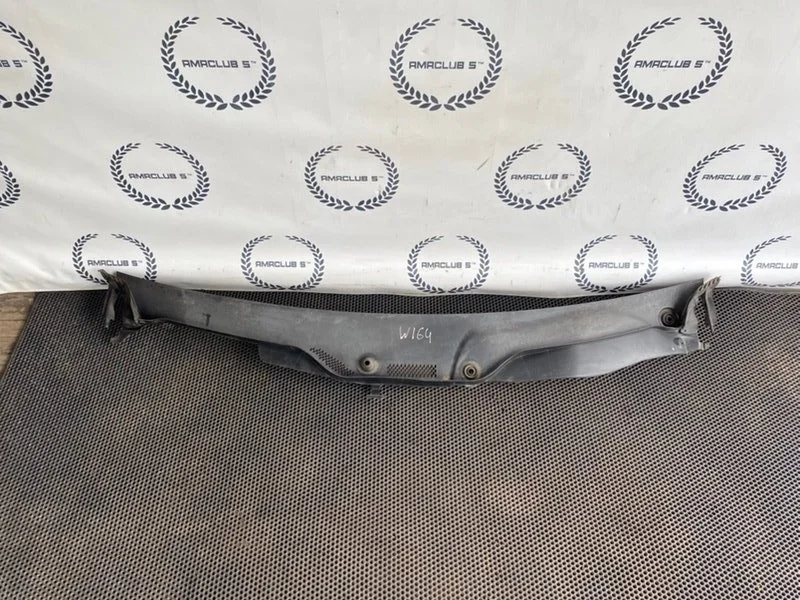 Жабо Mercedes-Benz Ml-Class (W164) 2007 - изображение 1