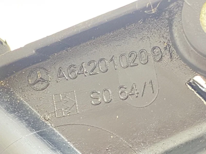 Маслоотделитель Mercedes-Benz M-Class (W164) 3.0 - миниатюра 4