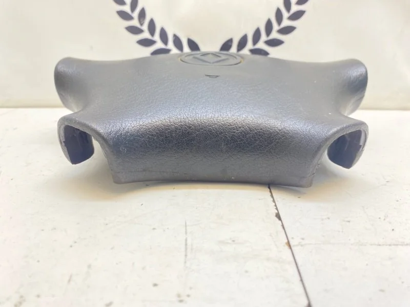 Крышка подушки безопасности Mazda 626 (GE) 1995 - миниатюра 3