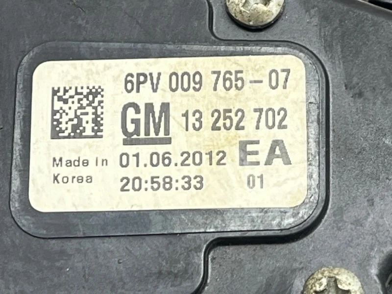 Педаль газа Chevrolet Cruze 1 (J305) 2012 - миниатюра 8
