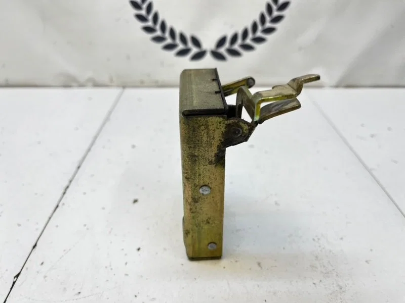 Замок двери передний правый Chery Amulet 1 (A15) - миниатюра 3