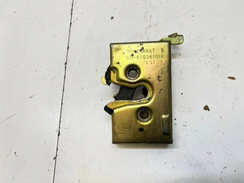 Замок двери передний правый Chery Amulet 1 (A15) - миниатюра 9