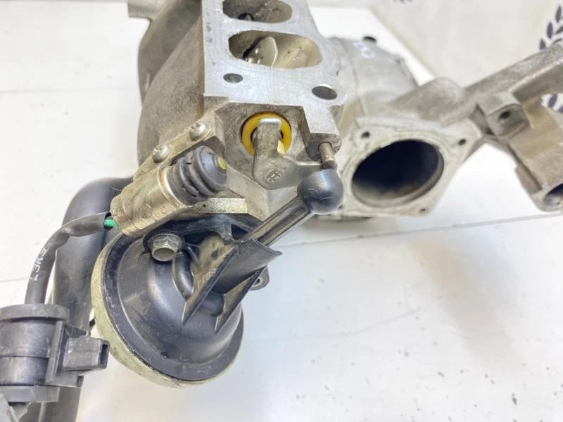 Впускной коллектор Mazda CX-7 (ER) 2.3 L3-VDT - миниатюра 10