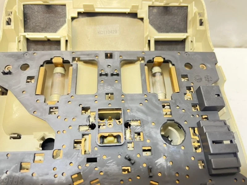 Плафон салона Audi Q5 (8R) 2012 - миниатюра 7