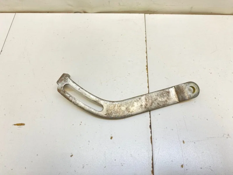 Кронштейн генератора Hyundai Santamo 1 2.0 G4CP - миниатюра 7