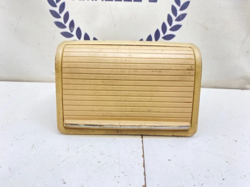 Пепельница BMW 3-Series (E46) 2000 - миниатюра 3