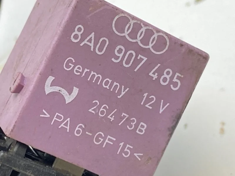 Мотор люка Audi 80 (B4) 1992 - миниатюра 8