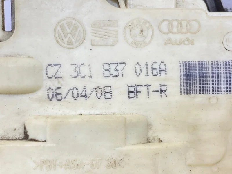 Замок двери передний правый Volkswagen Passat 6 - миниатюра 8