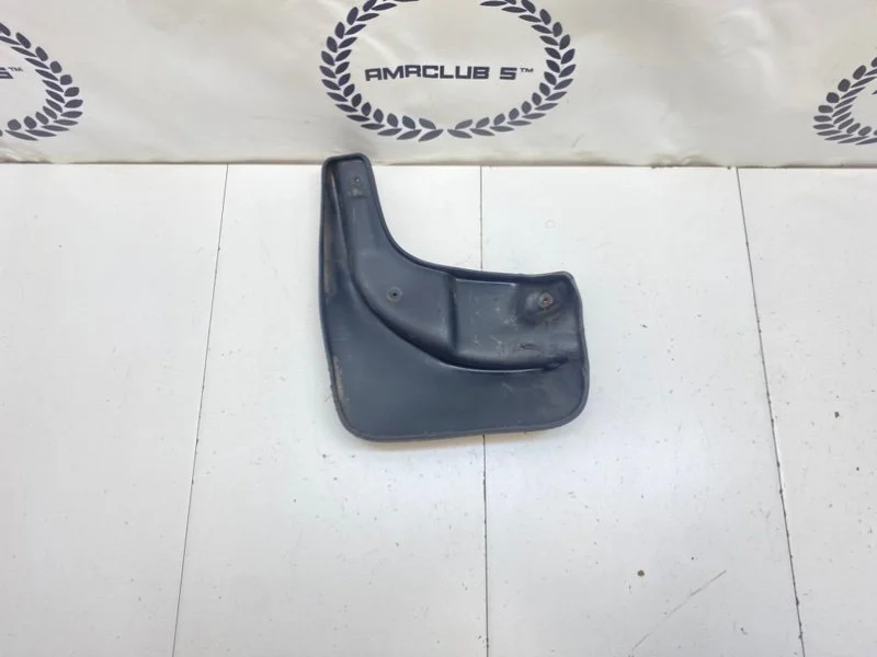 Брызговик передний правый Skoda Octavia 2 A5 (1Z) - миниатюра 9