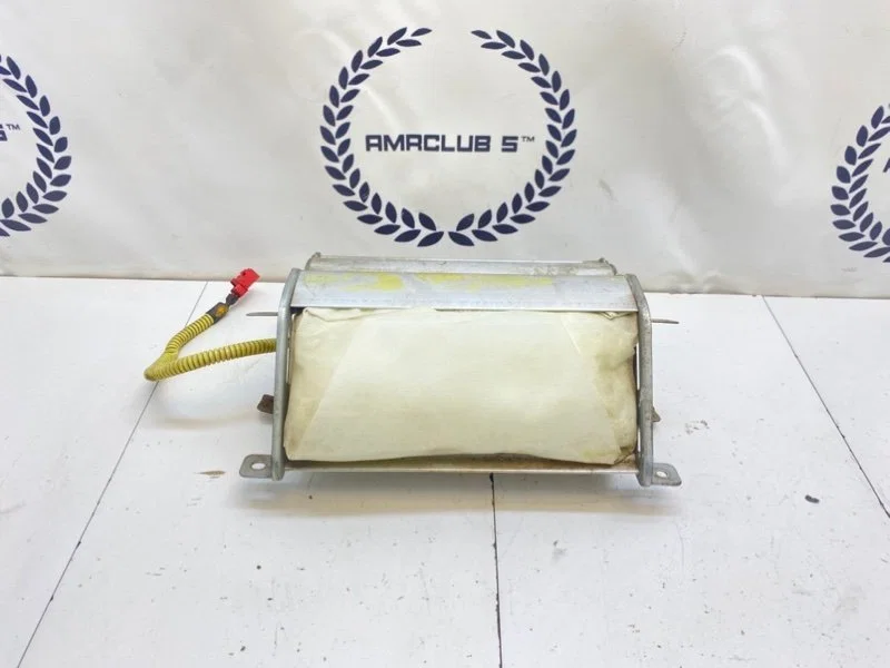 Подушка безопасности пассажира Mitsubishi Galant 8 - изображение 1