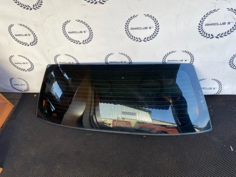 Стекло заднее Hyundai Santamo 1 1998 - изображение 1