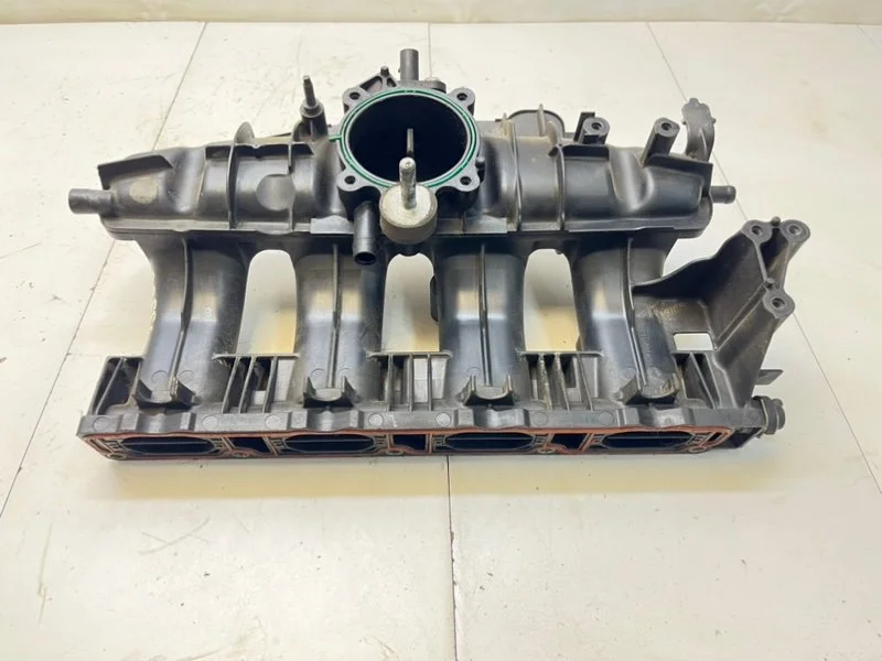 Коллектор впускной Volkswagen Passat 6 (B6) 2.0 - миниатюра 8