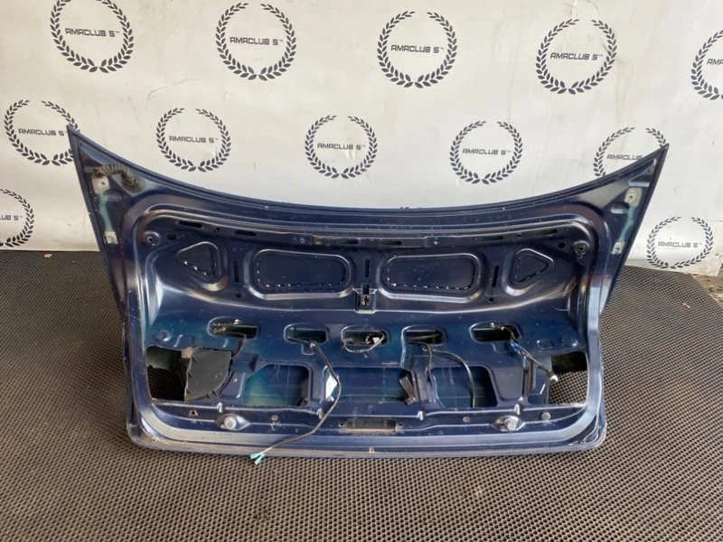 Крышка багажника BMW 3-Series (E46) 2000 - миниатюра 10