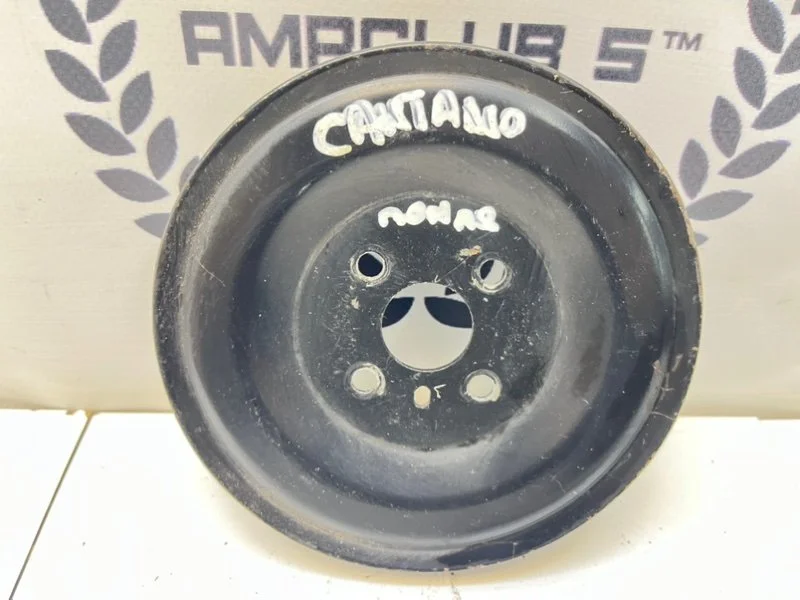 Шкив помпы Hyundai Santamo 1 2.0 G4CP 1998 - миниатюра 2
