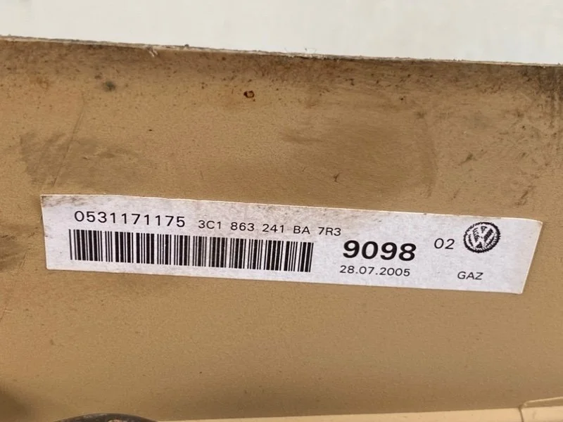 Консоль центральная Volkswagen Passat 6 (B6) 2008 - миниатюра 7