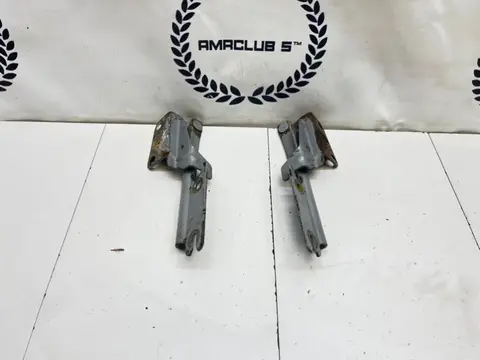 Петли капота Mazda 626 (GE) 1995