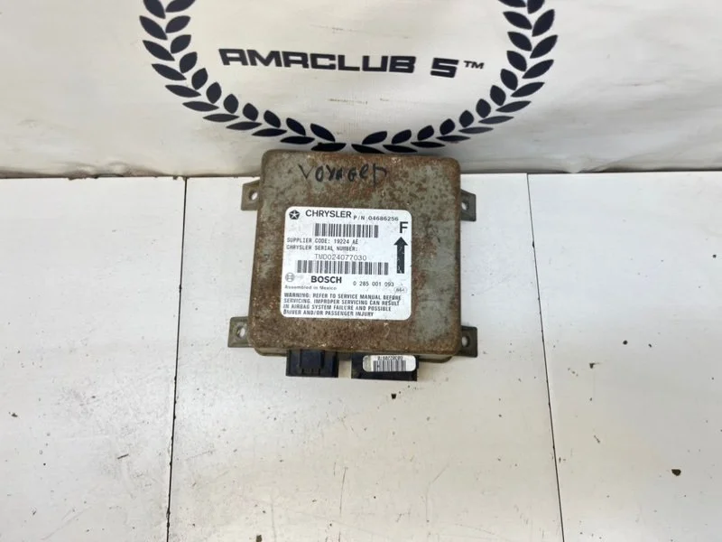 Блок управления Airbag Chrysler Voyager 3 (GS) - миниатюра 2