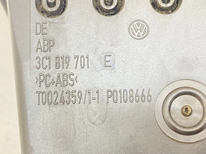 Дефлектор воздуховода левый Volkswagen Passat 6 - миниатюра 8