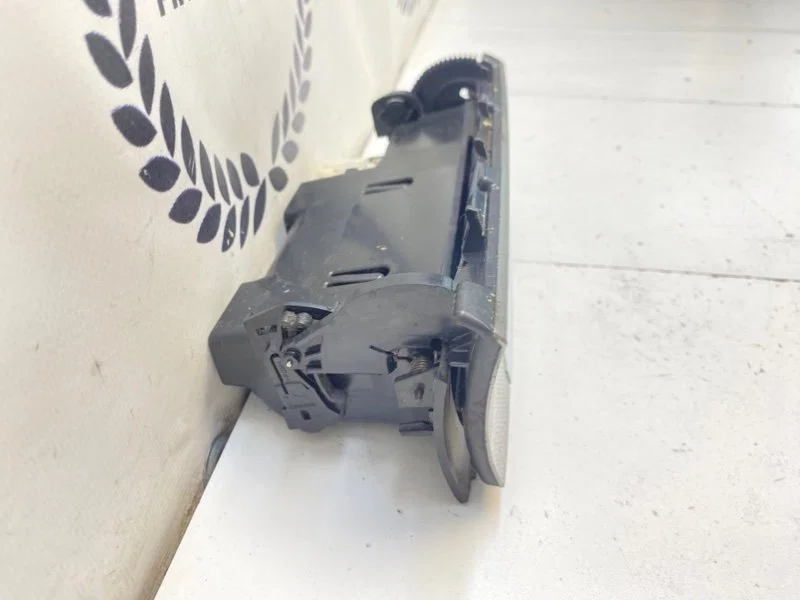 Пепельница Volkswagen Passat 6 (B6) 2006 - миниатюра 4