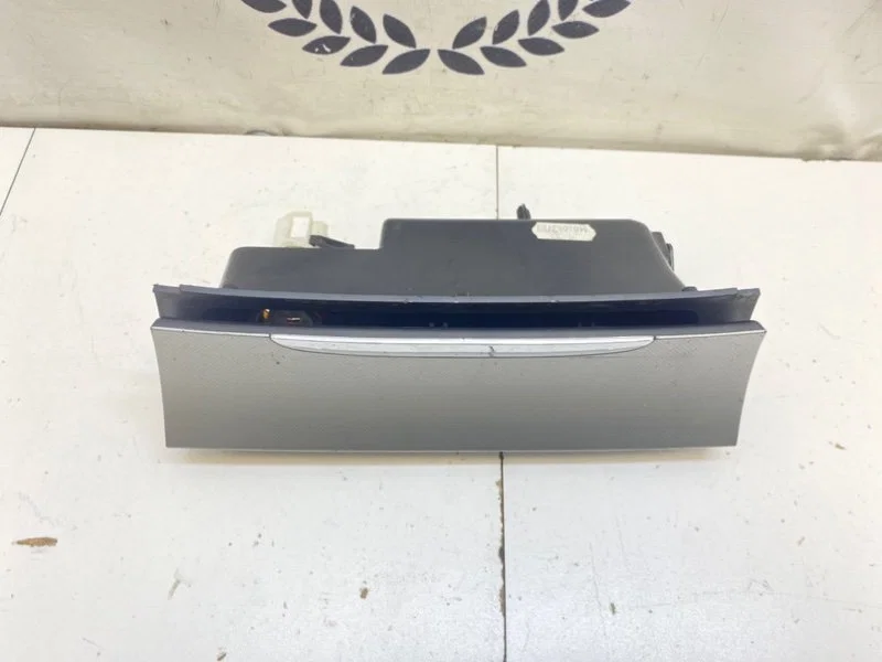 Пепельница Volkswagen Passat 6 (B6) 2006 - миниатюра 8