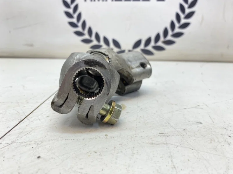 Рулевой карданчик Nissan Almera n15 КУПЕ 1.4 GA14 - миниатюра 5