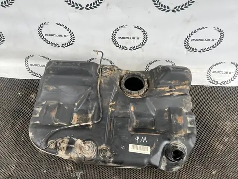 Бензобак Ford Mondeo 3 СЕДАН 2.0 CJBA 2001