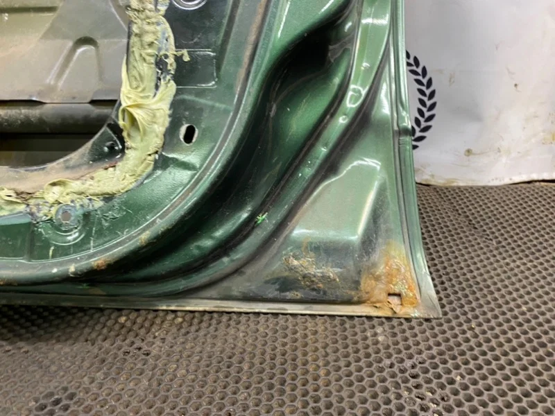 Дверь передняя правая Nissan Primera P11 1.6 GA16 - миниатюра 10