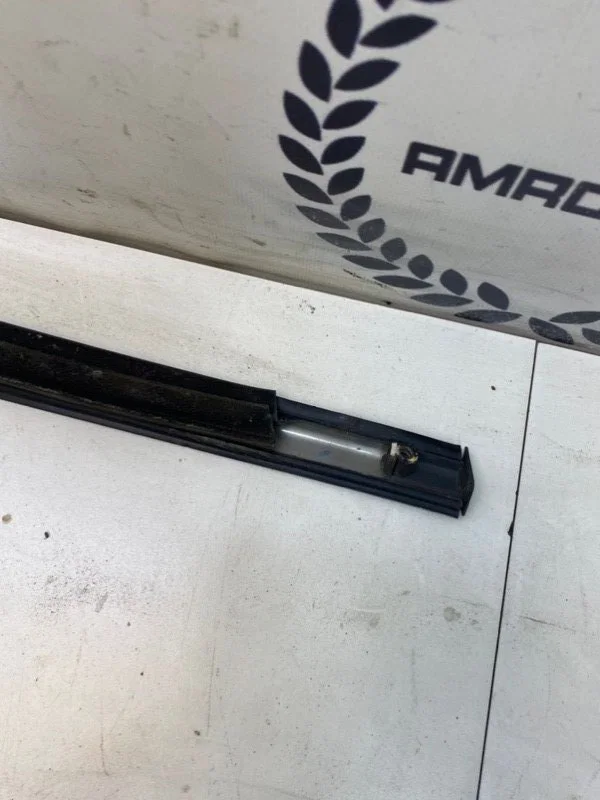 Бархотка внешняя задняя левая Nissan Primera P11 - миниатюра 5