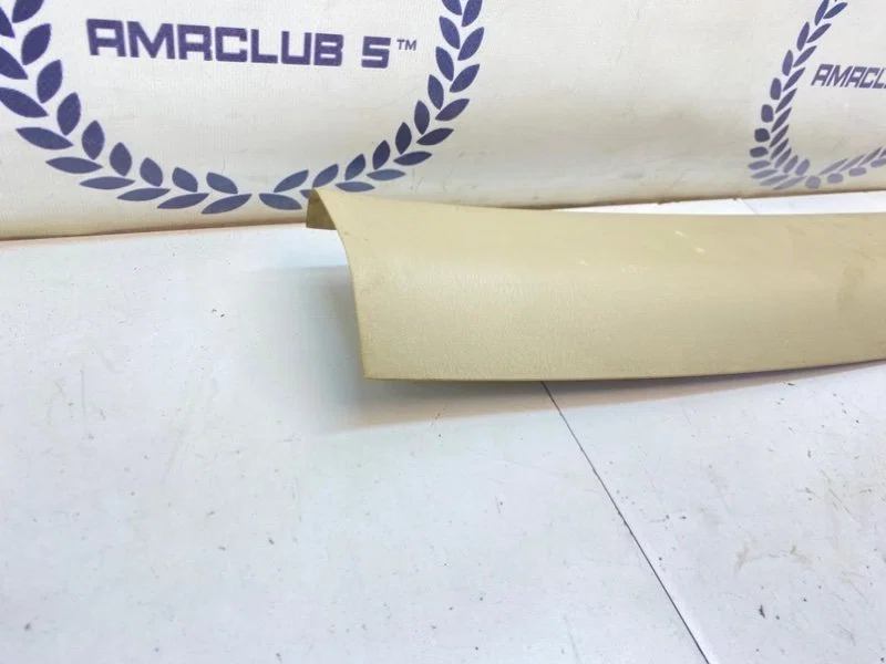 Обшивка крышки багажника верхняя Mazda MPV (LW) - миниатюра 2