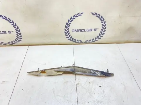 Кронштейн переднего бампера правый Ford Focus 1