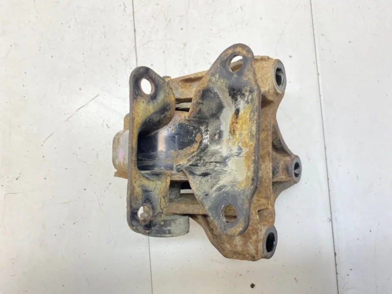 Подушка кпп Mazda CX-7 2.3 L3-VDT 2008 - миниатюра 8