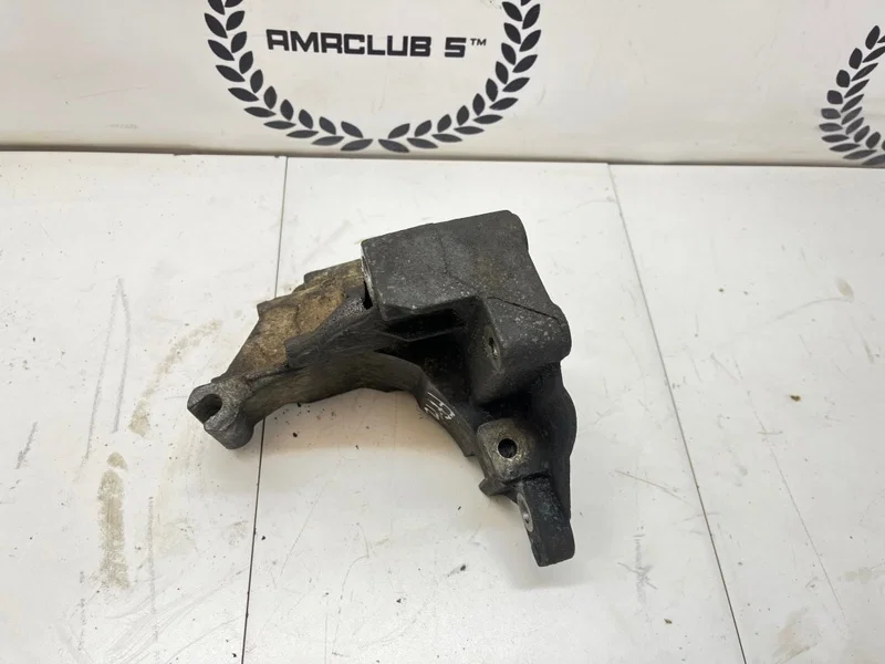 Кронштейн генератора Ford Focus 1 КУПЕ 2.0 ZETEC - миниатюра 3