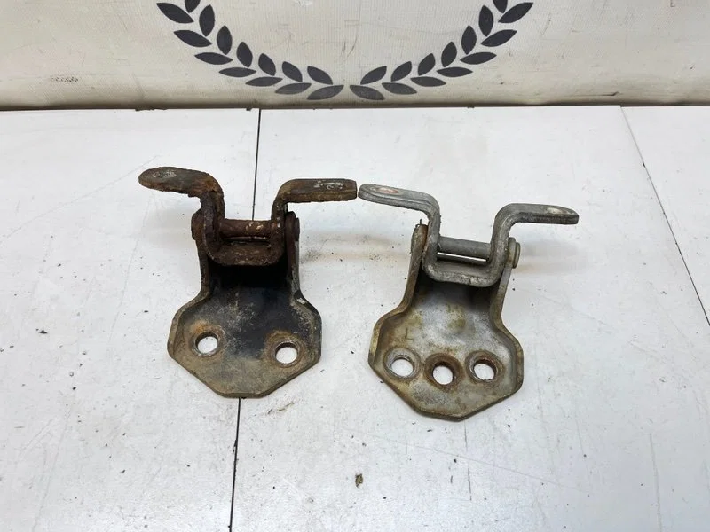 Петли передней правой двери Mazda MPV (LW) 2.5 - миниатюра 5