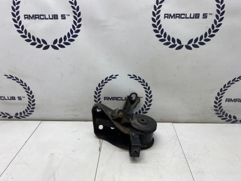 Подушка кпп Mazda 626 GF СЕДАН 2.0 FS-DE 1997 - изображение 1