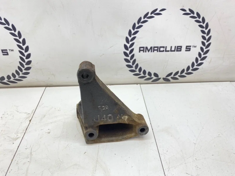 Кронштейн генератора Nissan Almera n15 КУПЕ 1.4 - миниатюра 3