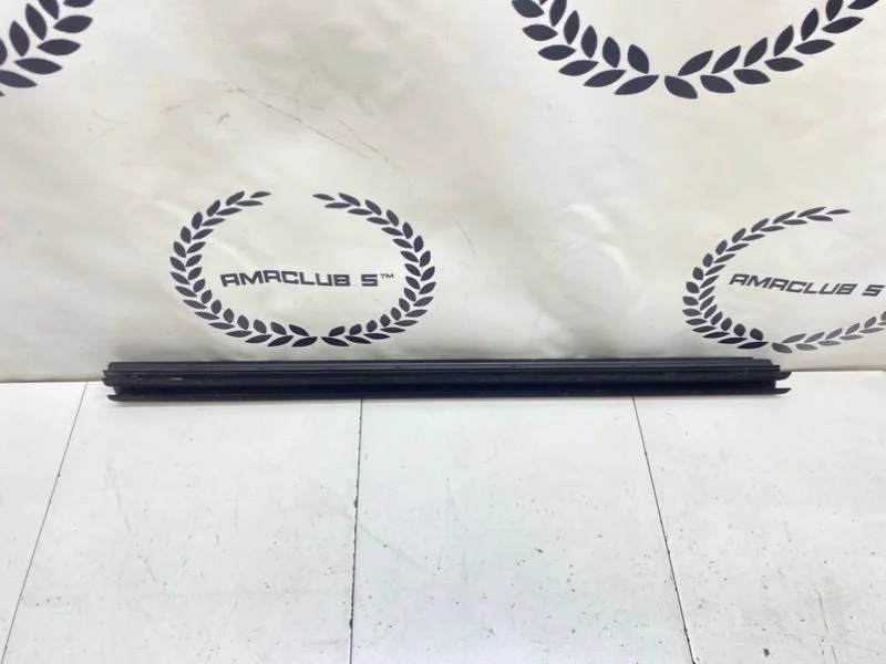 Бархотка внутренняя задняя правая Skoda Octavia 2 - миниатюра 4