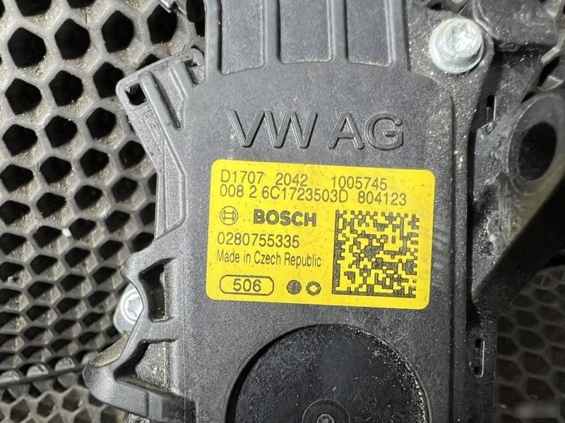 Педаль газа Skoda Rapid - миниатюра 5