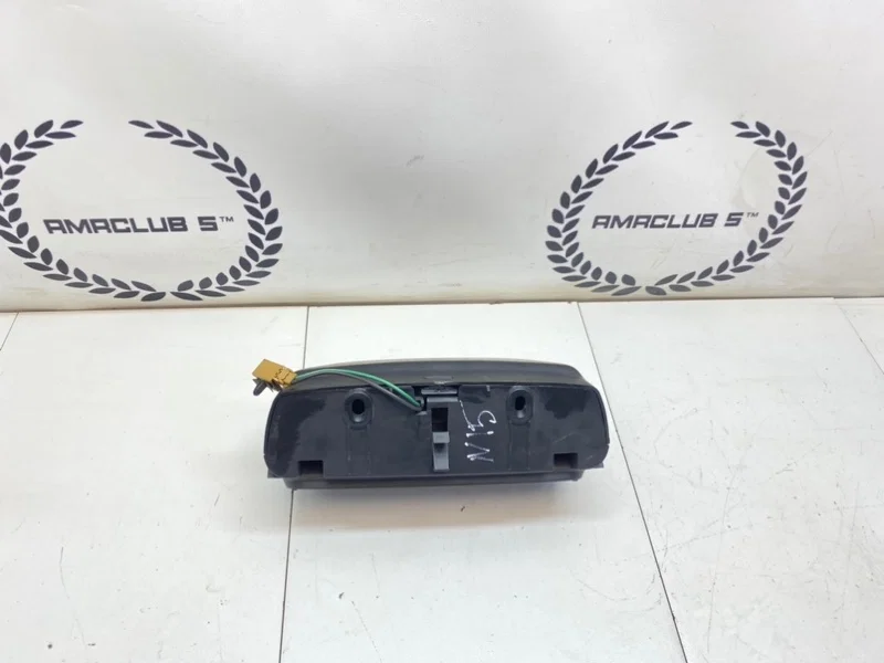 Стоп сигнал Nissan Almera n15 КУПЕ 1.4 GA14 1996 - миниатюра 6