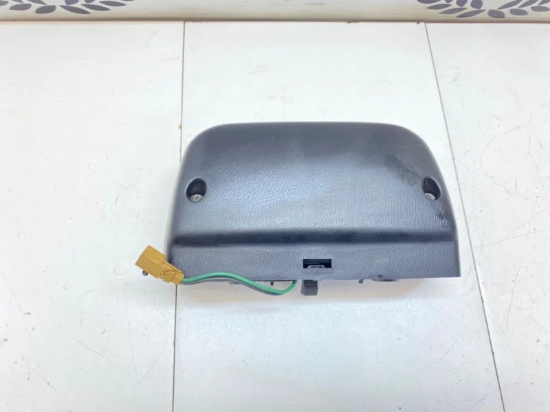 Стоп сигнал Nissan Almera n15 КУПЕ 1.4 GA14 1996 - миниатюра 7