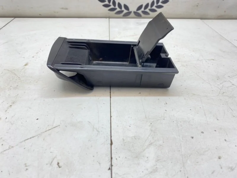 Пепельница Hyundai Accent 1.5 G4EB 2006 - миниатюра 3