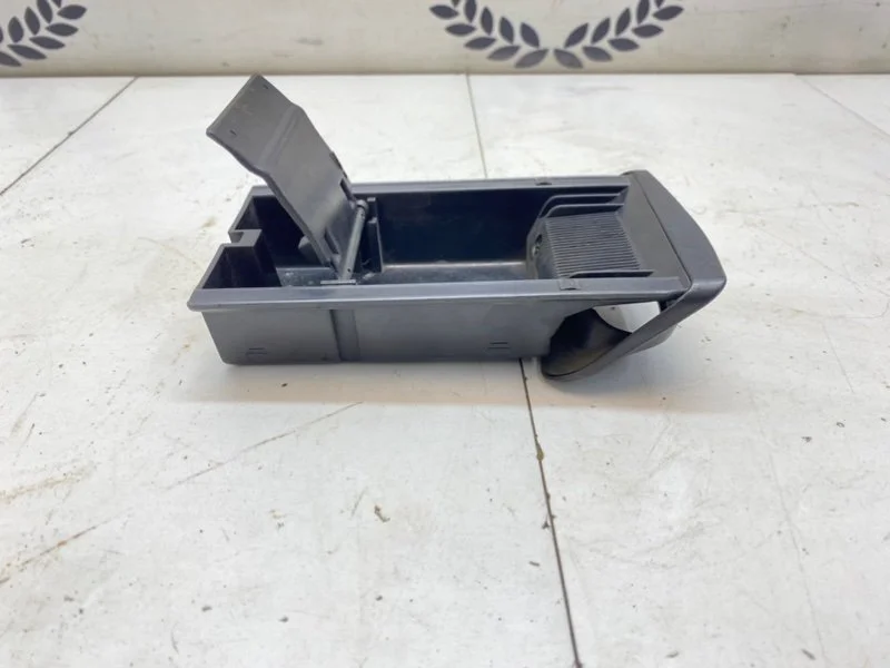 Пепельница Hyundai Accent 1.5 G4EB 2006 - миниатюра 4